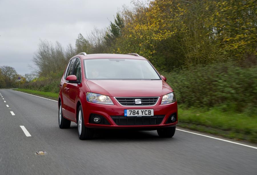  Seat Alhambra 2015 года  (UK) (фото 3 из 30)